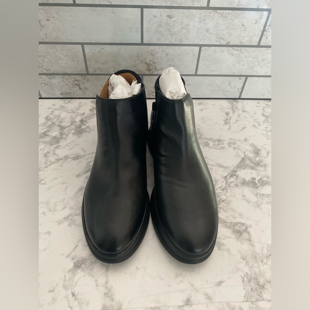New Women’s Naturalizer Boots